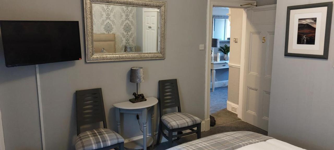 Riverbank Guesthouse Інвернесс Екстер'єр фото